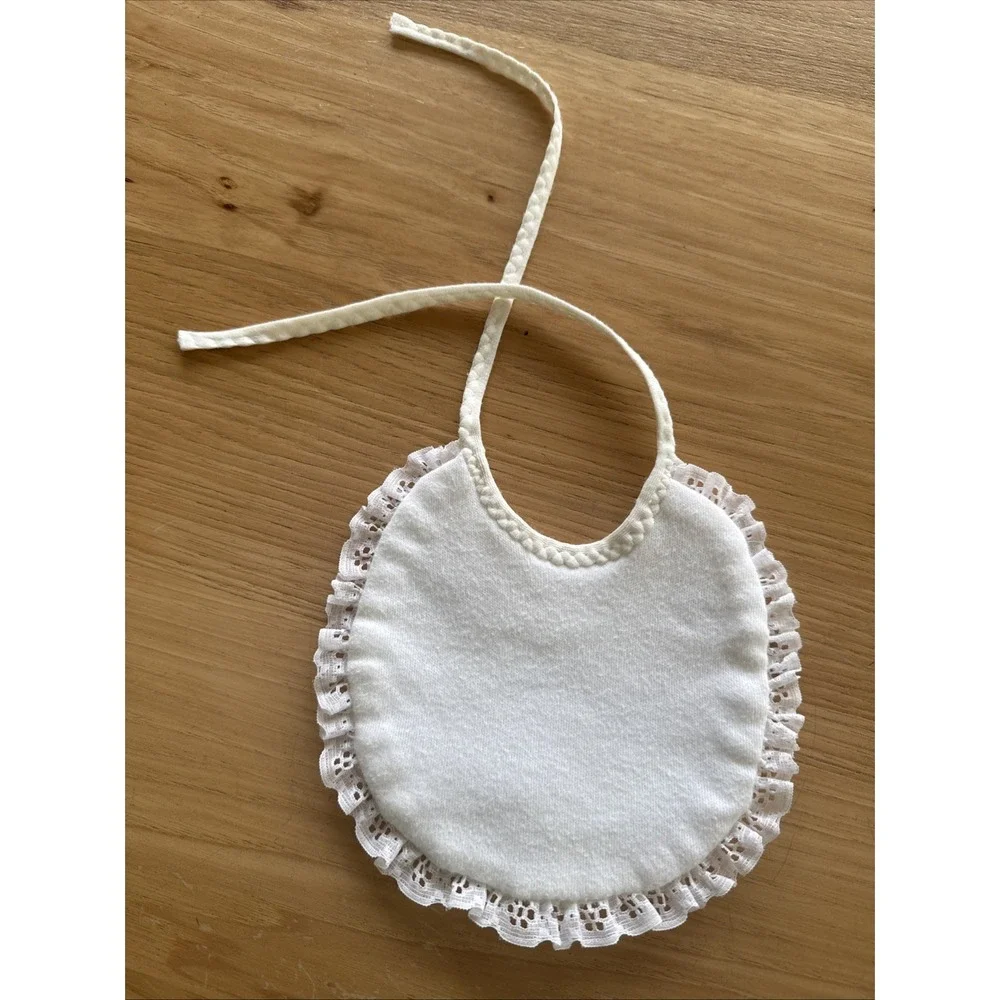 Vintages terry cloth Baby Bib with tie closure. Ballet Slippers.